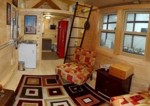 Structural Insulated Panels Keep This Tiny House Cozy and Warm