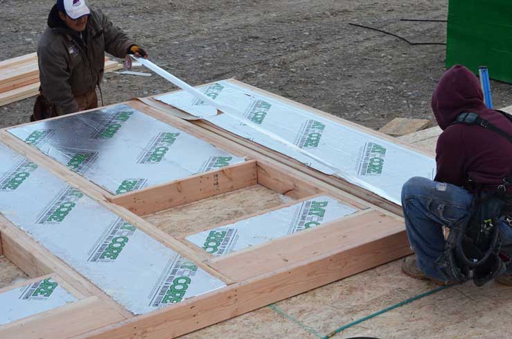 Tapeing and Sealing the Structural Insulated Wall Panels Eliminates Air Infiltration