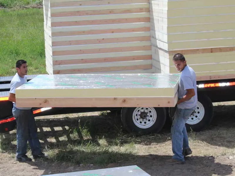 RAYCORE SIPs Delivery, Handling & Storage | Structural Insulated Panels ...
